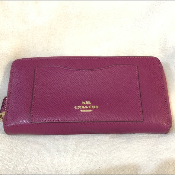 Coach Handbags - SOLD!!! COACH Pebbled Leather Wallet (Plum)